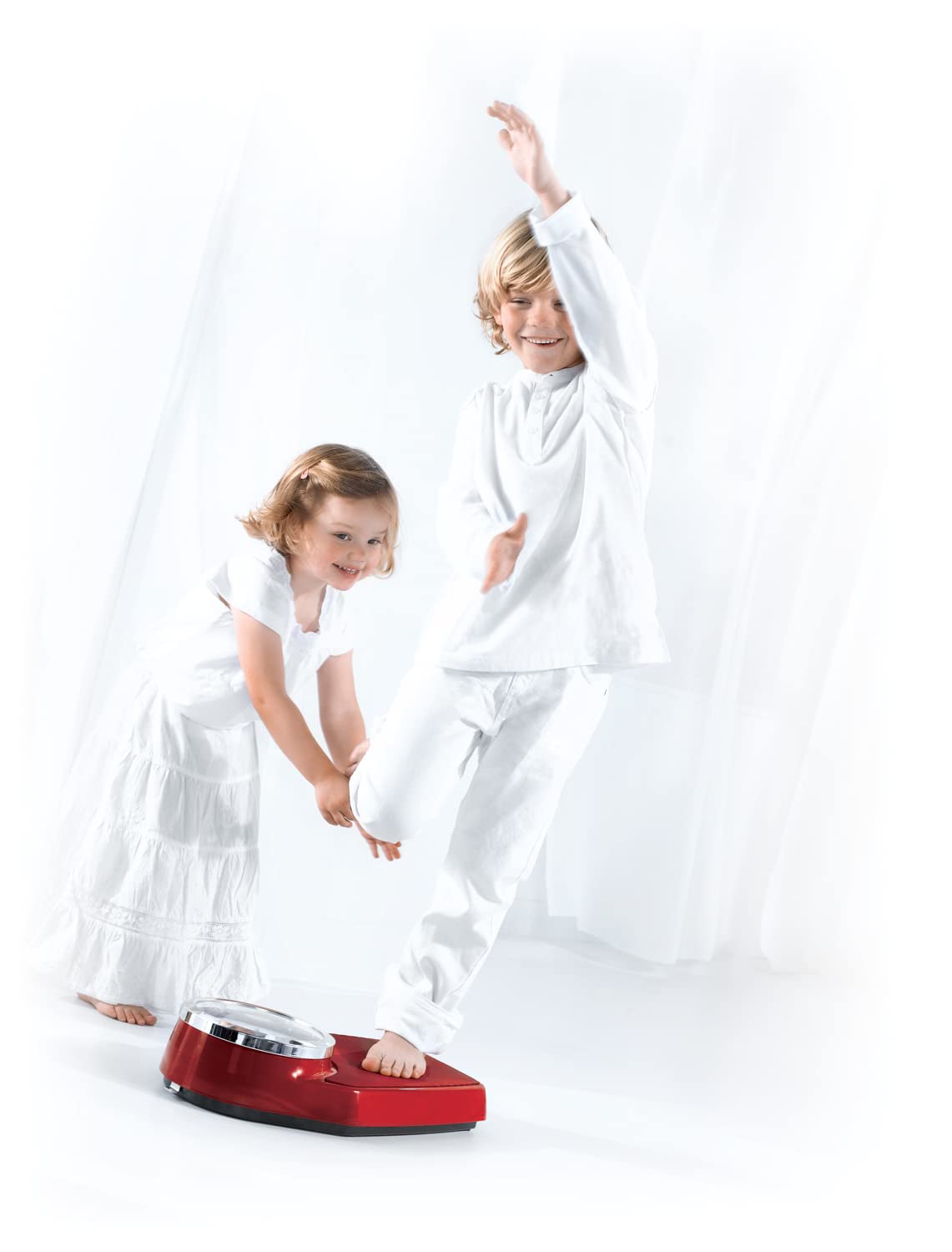 Amazon.co.jp: seca 760 アナログフラットスケール 赤 : 産業・研究